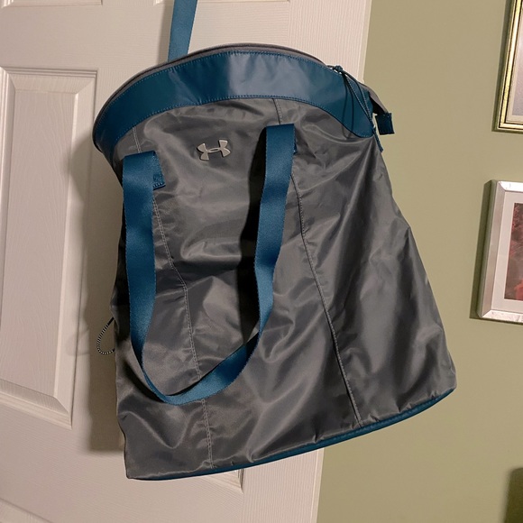 UA Reflect Water Resistant Graphite Tote - Picture 9 of 9